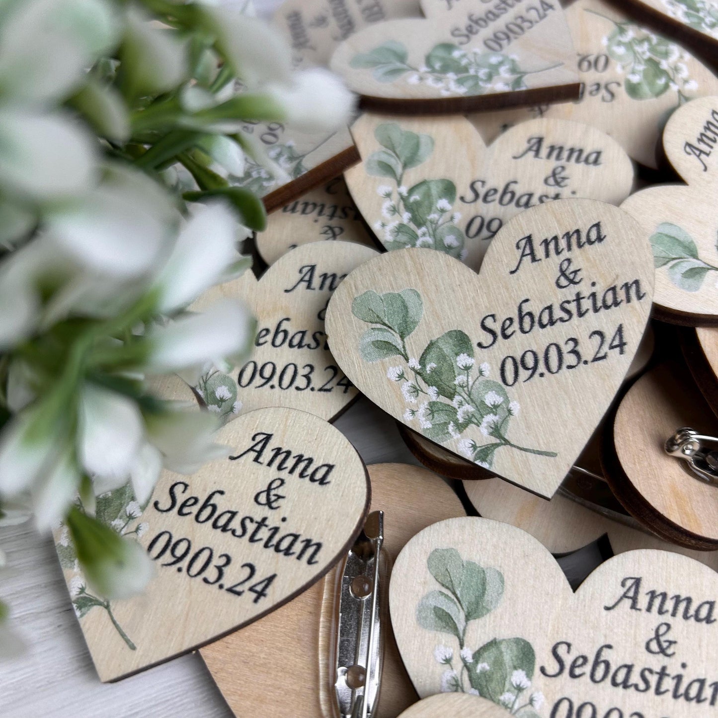 Wedding heart shaped wooden boutonnieres set, eucalyptus wedding, green rustic boutonnieres, engraved wood pins, wedding guest tag