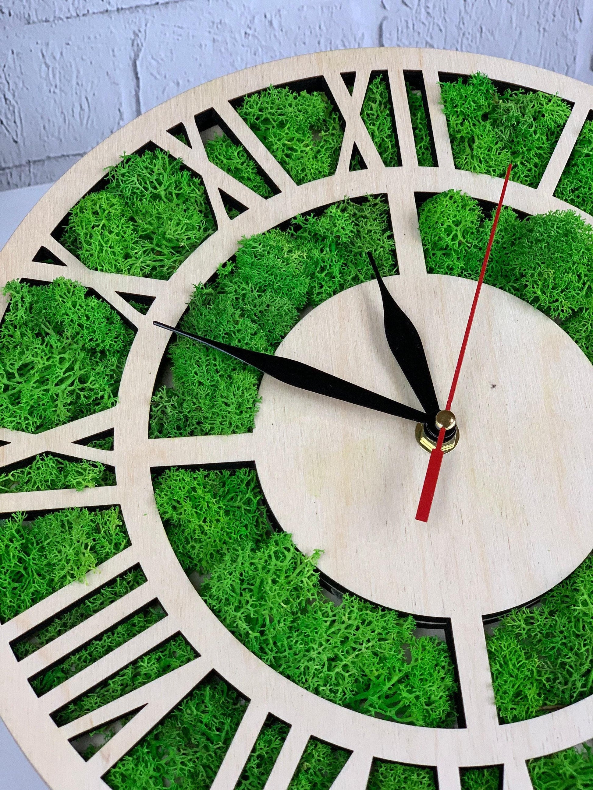 Large wall clock with moss, wood wall clock, wall moss art, rustic wood clock, minimalist clock, living room decor, housewarming gift
