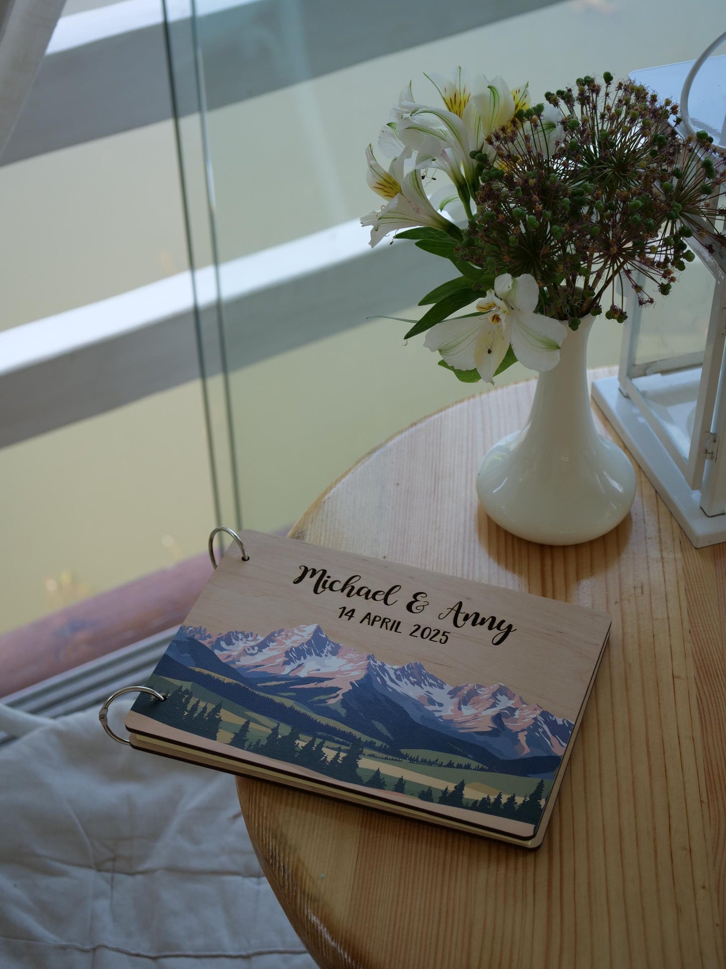 Mountain photo guestbook, photobooth guestbook, mountain photo album, guestbook mountain, boho wooden guest book, photo album wedding