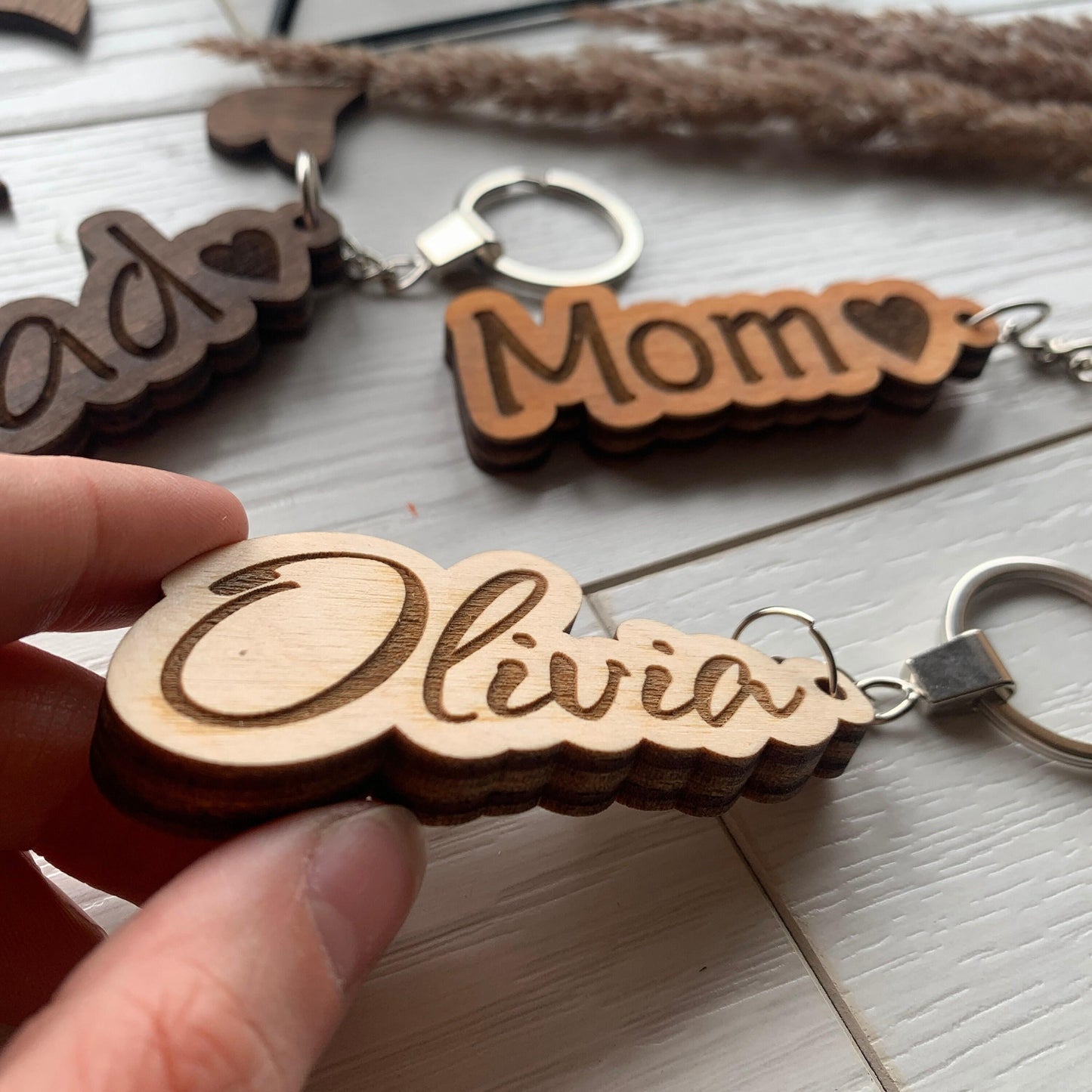 Personalized wood keyring, custom engraved word, boho wood keychain, custom personalised keyring, name engraved key chain, accessories key