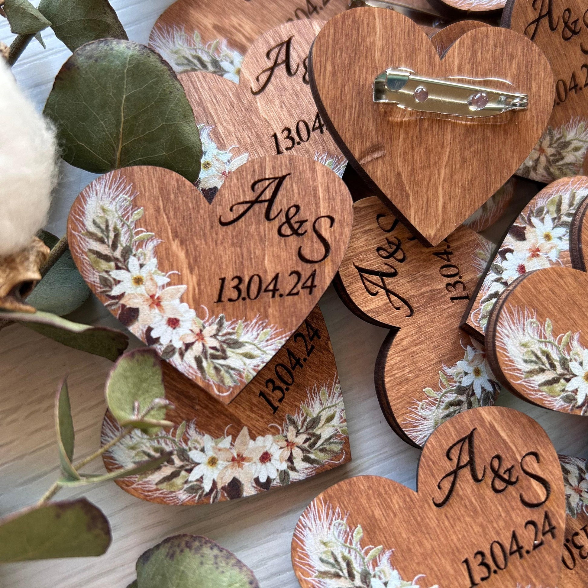 Wooden wedding boutonniere, personalized heart lapel pin, boho wedding boutonniere, wedding gift for guest, wedding initial favours