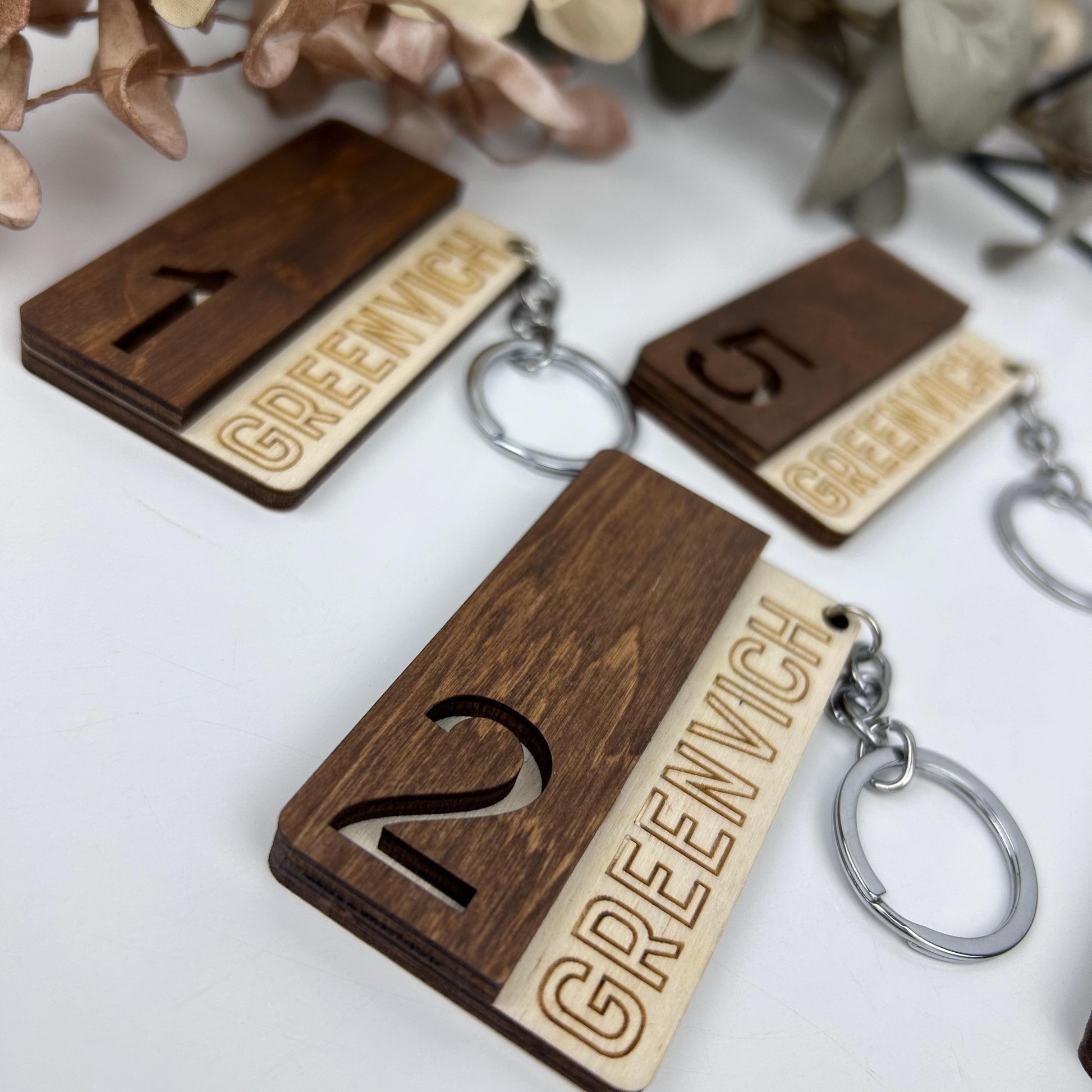 Engraved wood key, room number tag, custom logo keychain, numbers keyrings, custom hotel key tag, hotel room keychain, personalized key tag